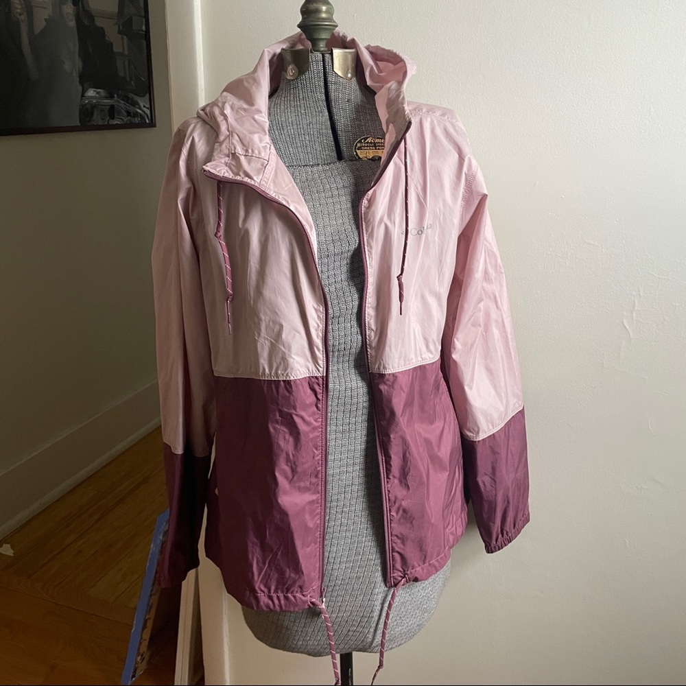 Columbia windbreaker